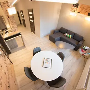  Апартаменты Yourplace